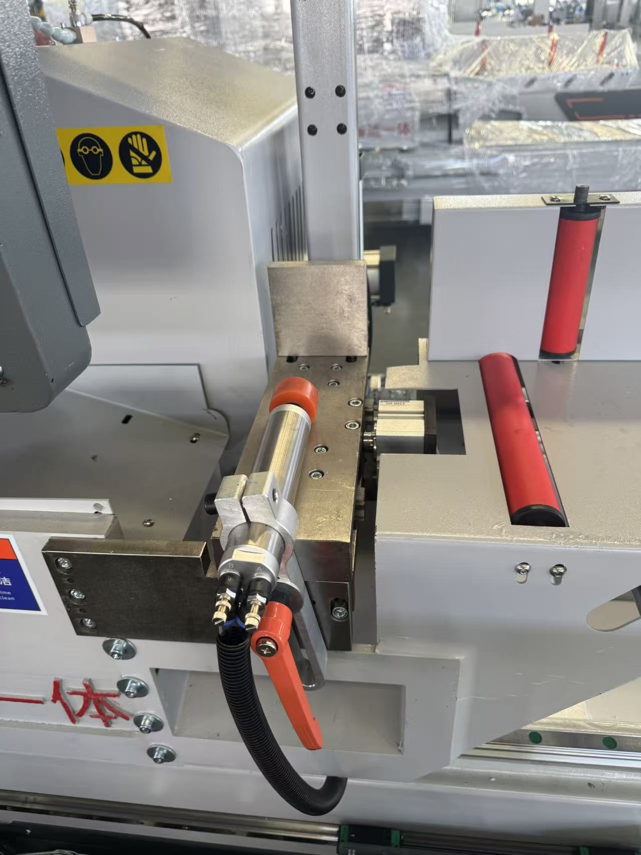 550 CNC intern svängbar kapsåg (45° & 90°)