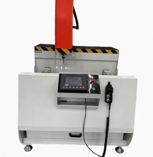 Högprecision 800 mm Heavy Duty CNC-bearbetningscenter för industriella aluminiumprofiler